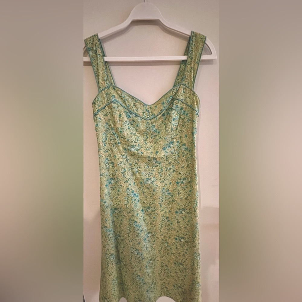 Barney’s New York Dress Size 6 (40)